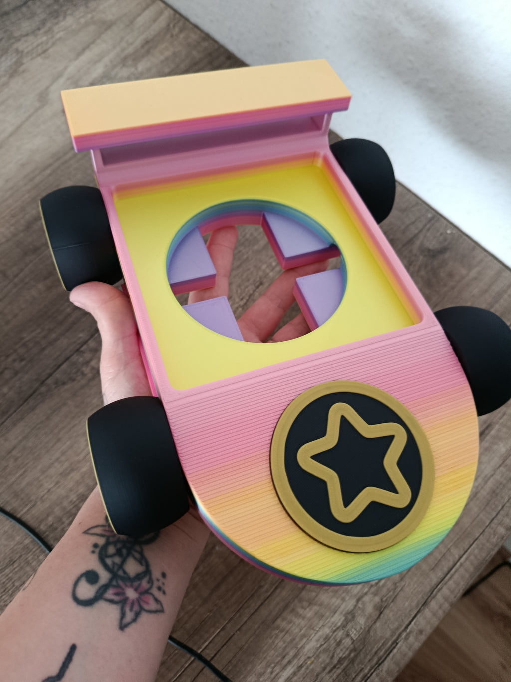 Toniebox Rennwagen Halterung – Buntes 3D Druck Auto für Toniebox | Sturm3DFactory